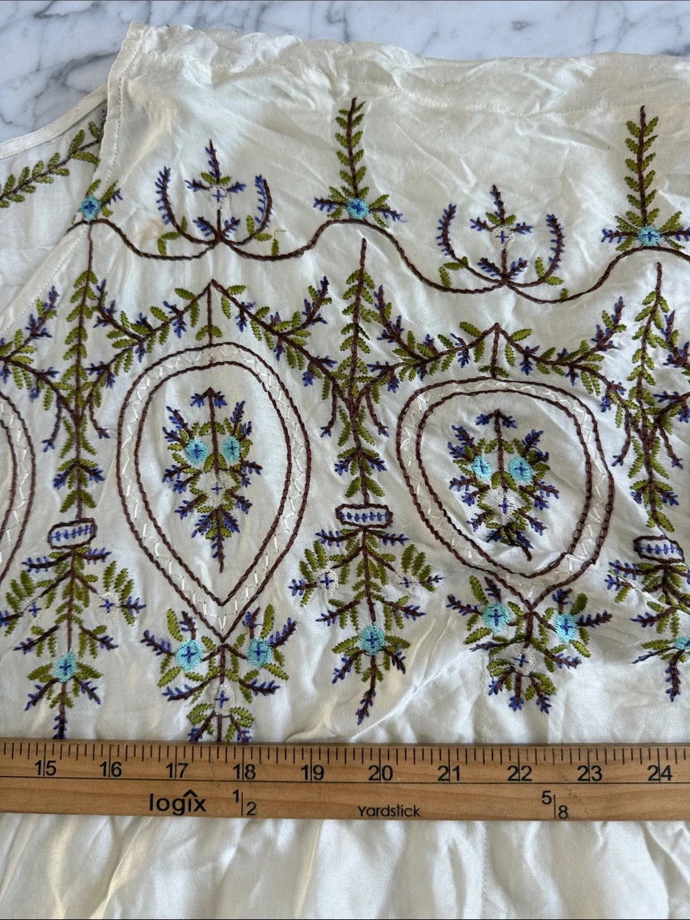 Free People Ivory Floral Satin Poncho Blouse Embroidered Sz M VTG